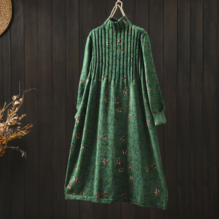 连衣裙2025新款今年流行爆款秋冬季半高领碎花漂亮针织文艺长裙子