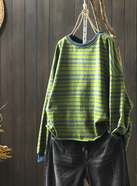 绿色条纹t恤女宽松大码短款2025新款秋季个性设计感洋气套头卫衣
