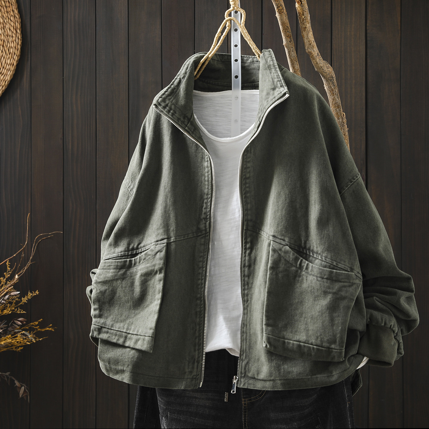 独特漂亮初春外套女装新款2026设计感小众双口袋宽松复古百搭衣服