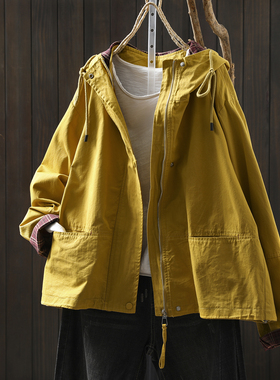 外套女款秋2025新款黄色连帽双口袋宽松洋气百搭休闲工装夹克上衣