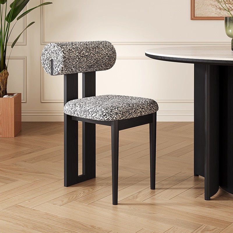 雪花绒河马椅北欧实木餐椅全实木侘寂风法式椅子靠背椅软包中古椅