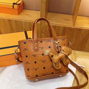 潮牌女包包2025新款潮韩版菜篮子时尚手提包单肩斜挎包印花水桶包