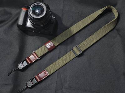 可调节长度真皮缝快拆扣相机肩带