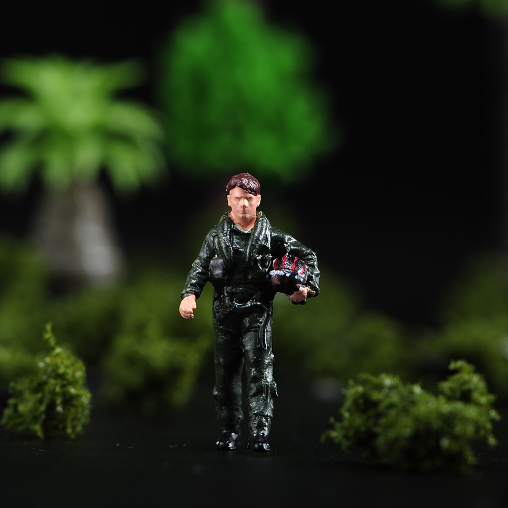 ANT 1/64 飞行员阿汤哥 微缩模型沙盘手办树脂小人偶微拍