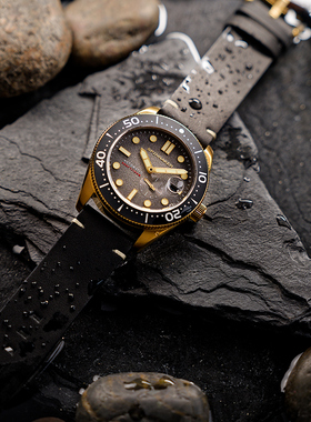 特价|英国SPINNAKER三角帆复古自动机械手表烟熏面夜光水鬼5058