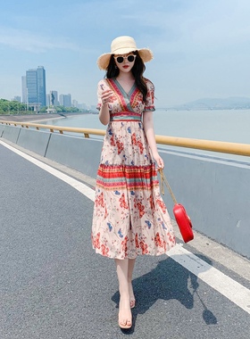 旅游拍照裙多巴胺连衣裙女夏高端三亚沙滩裙超仙绝美长裙海边度假