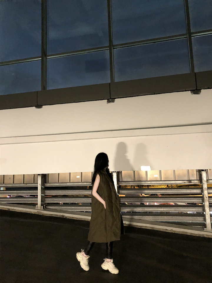 S新款 军绿长款无袖白鸭绒填充羽绒服马甲 小狮呐 le基本色 米白