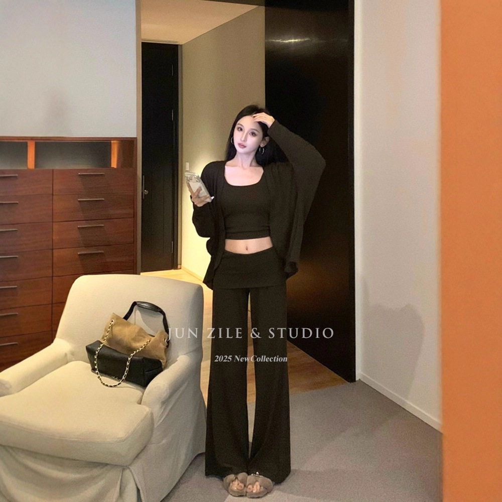 依之萌-2025新款套装女装秋感慵懒风宽松开衫外套内搭背心垂感休