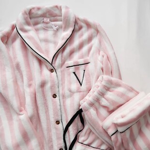维家V秋冬季毛绒条纹睡衣加厚珊瑚绒保暖刺绣V家居服套装女士粉色