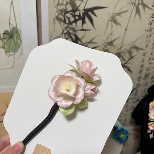 「粉山茶」非遗手工蚕丝绒花发簪