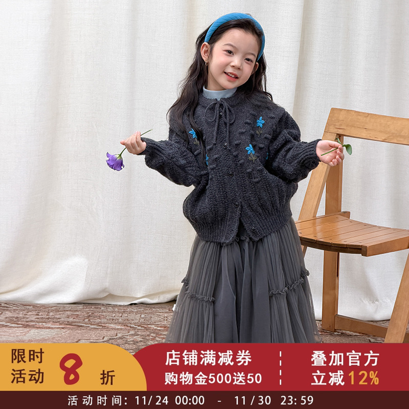 依依妈女童韩版冬装森系针织开衫儿童立体提花上衣手工花毛衣外套