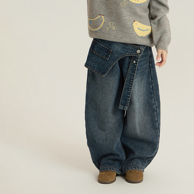 依依妈女童韩版加绒加厚屁帘个性牛仔裤中大儿童宽松休闲阔腿裤冬