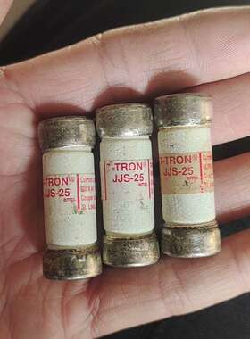 JJS-25，3个。JJS-20，1个。熔断器保险丝，没用过议价