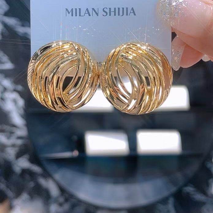高版港风3厘米纹理弹簧耳夹
