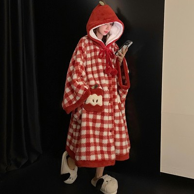 珊瑚绒斗篷睡衣女红色秋冬季法兰绒加厚睡裙可爱法兰绒睡袍家居服