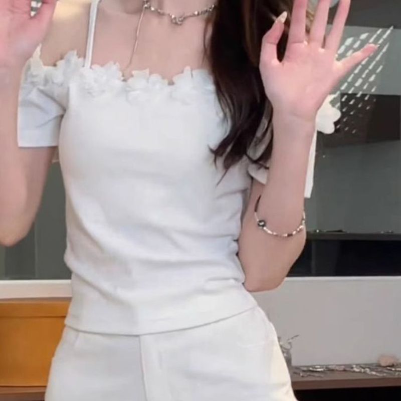 2026年夏季法式立体花朵吊带露肩短袖t恤女款高级感纯欲收腰上衣