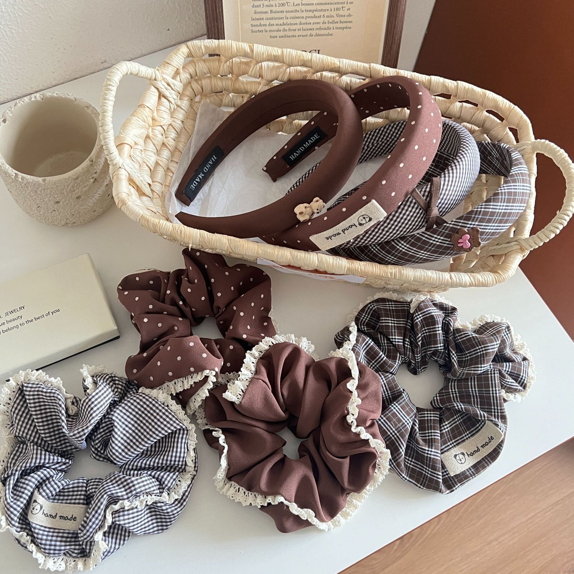 温柔复古蕾丝波浪花边发圈咖色丸子头扎发大肠圈森系头绳发绳发饰