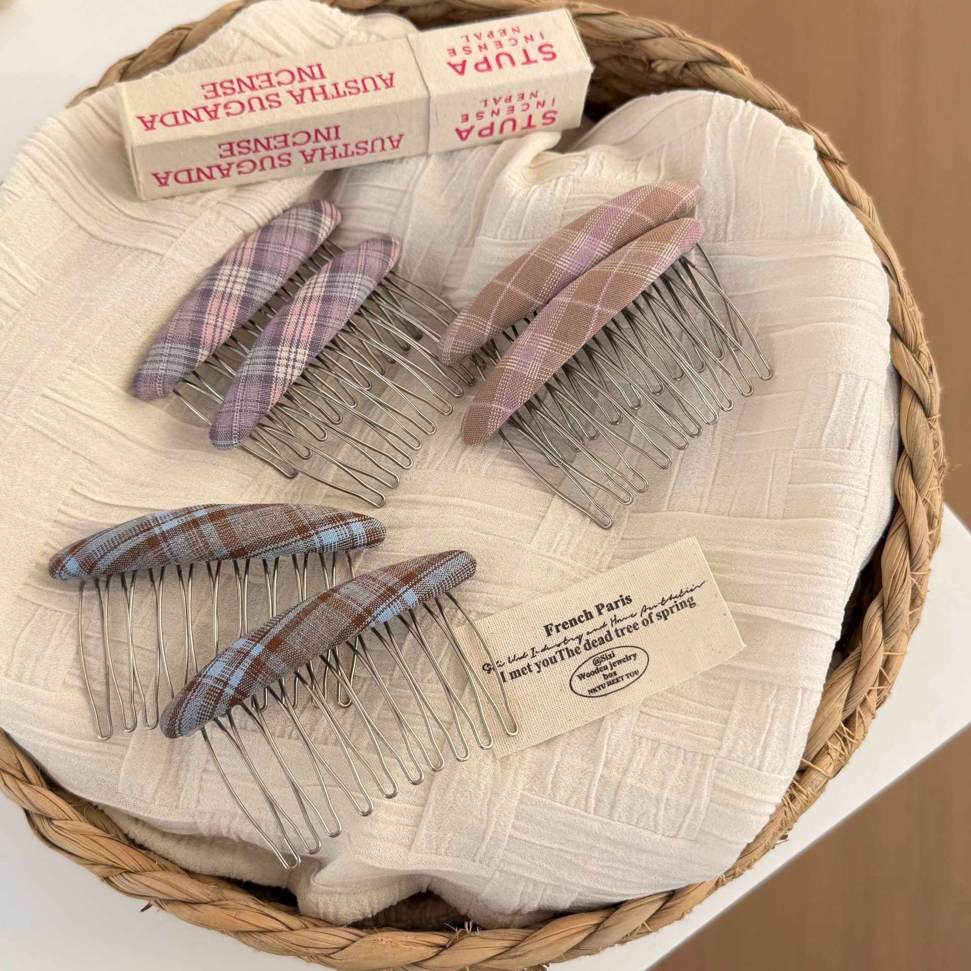 韩系格纹倒插梳后脑勺碎发插梳早春新款发梳实用发夹碎发神器头饰