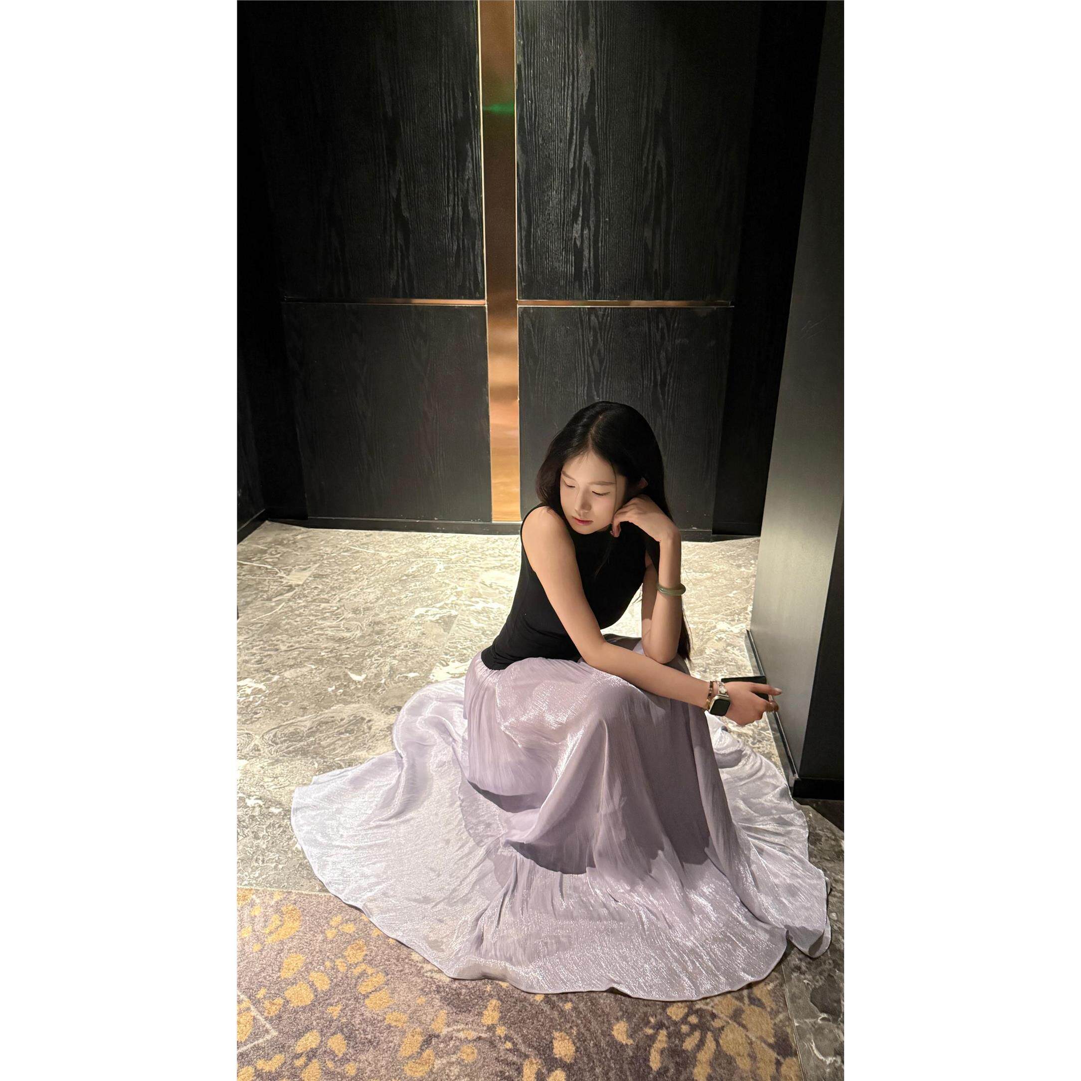 AWMU法式高级感流光缎面图片