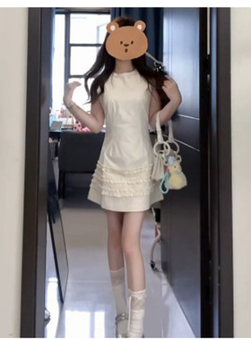 白色无袖连衣裙女小个子夏日绝美巨好看小白裙a字收腰包臀短裙子