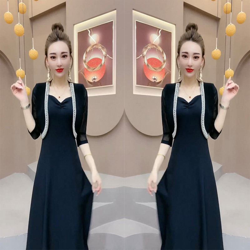 网红爆款小香风两件套裙2023夏季重工钉珠防晒外套+收腰吊带长裙m