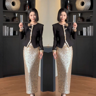 气质收腰短款上衣+半身裙女显瘦