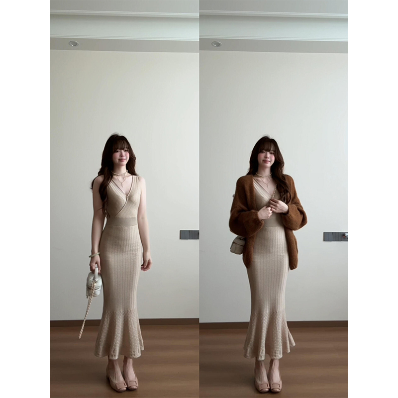 秋季新款温柔风软糯针织衫外套气质V领鱼尾连衣裙套装