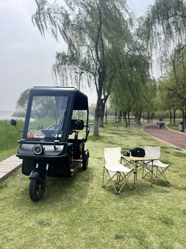 太阳能电动三轮车短途代步车自发电电动车太阳能户外移动充电