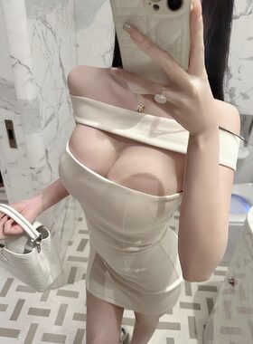 温柔裸色自带胸垫高腰显瘦包臀裙