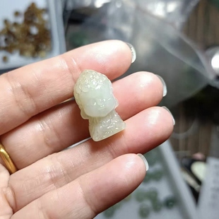 新疆和田玉吊坠宝宝佛项链玉佩天然玉石项链菩萨挂件男款 女士玉坠