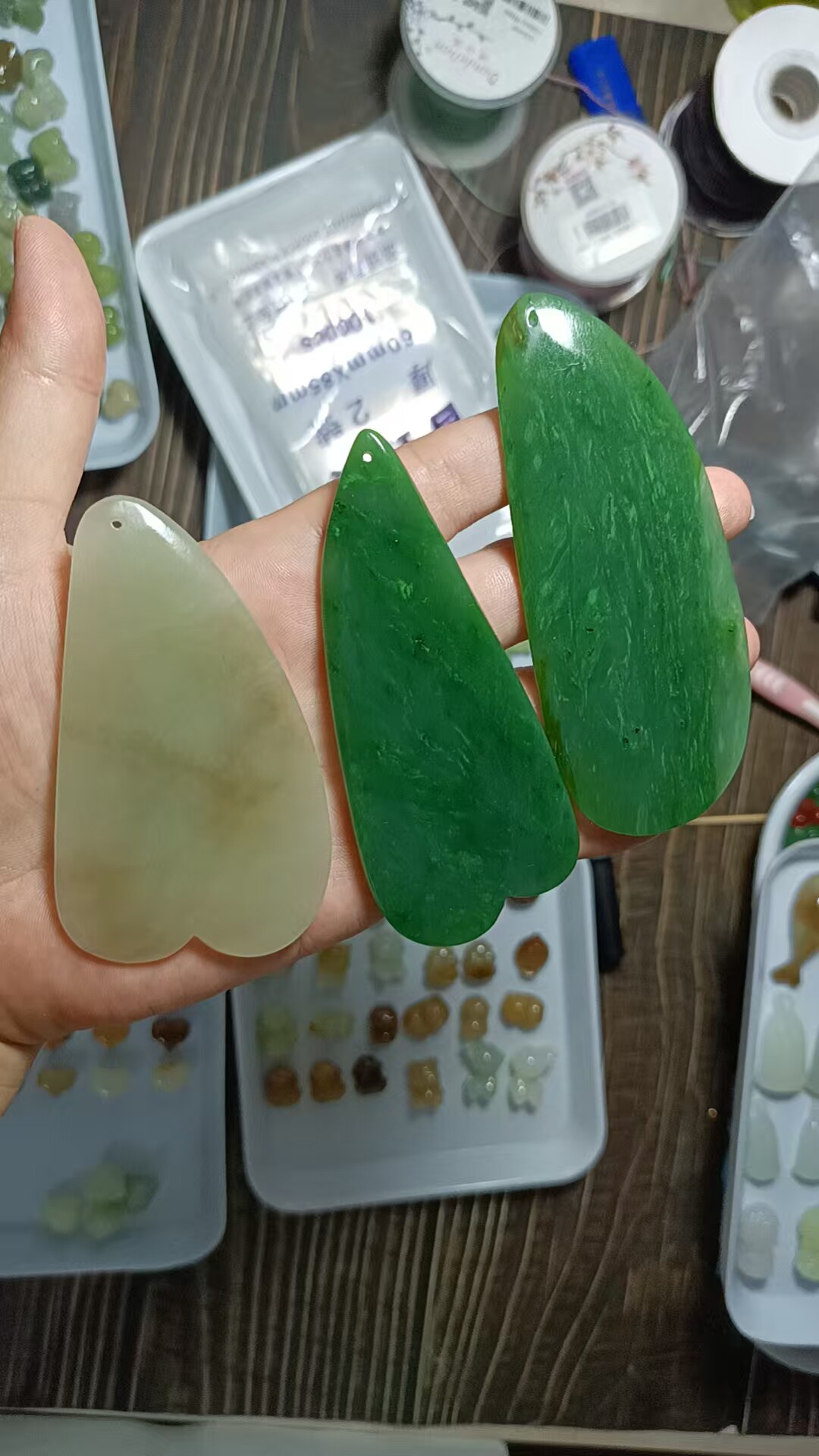 和田玉脸部刮痧板天然玉石书签美容刮脸神器面部提拉排毒全身通用