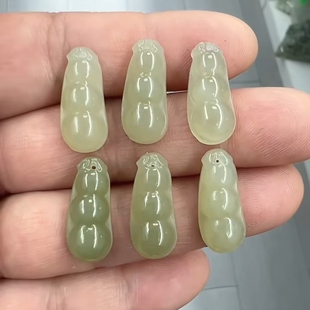 天然和田玉豆荚吊坠福豆小挂件豆子小滴流配件真品玉石项链女玉坠