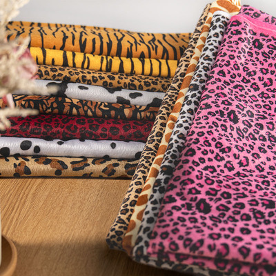 各种舞台服装装饰布料