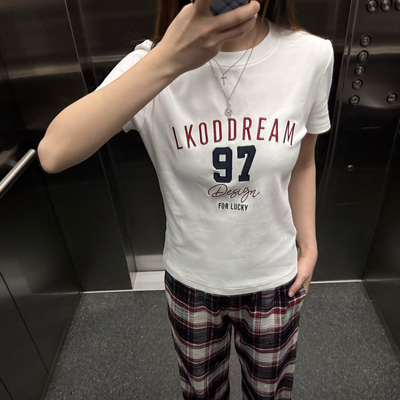 夏季新款贴布刺绣女短款T恤