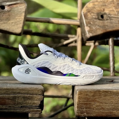 安德玛男子库里11低帮实战篮球鞋