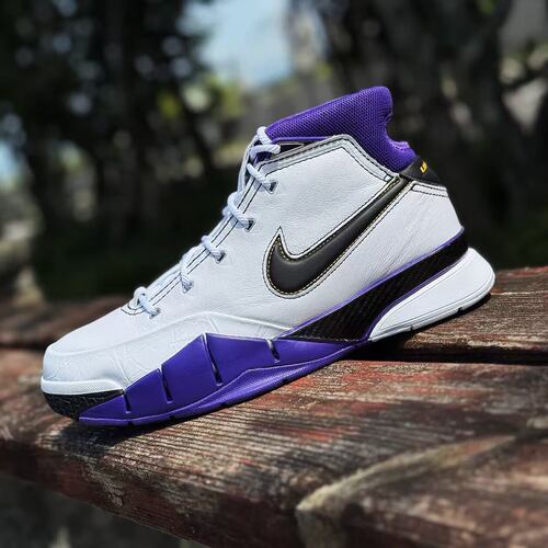 Nike Kobe 1 Protro 81分 耐克科比1代复古实战篮球鞋IM0542-100