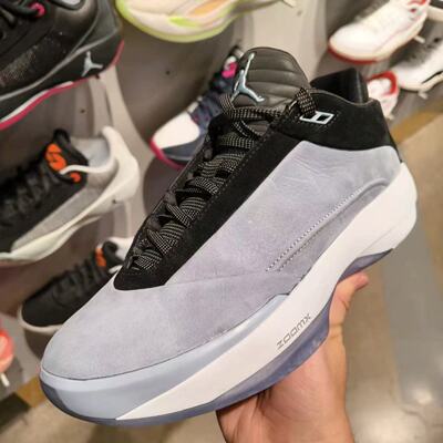 耐克低帮透气耐磨篮球运动鞋