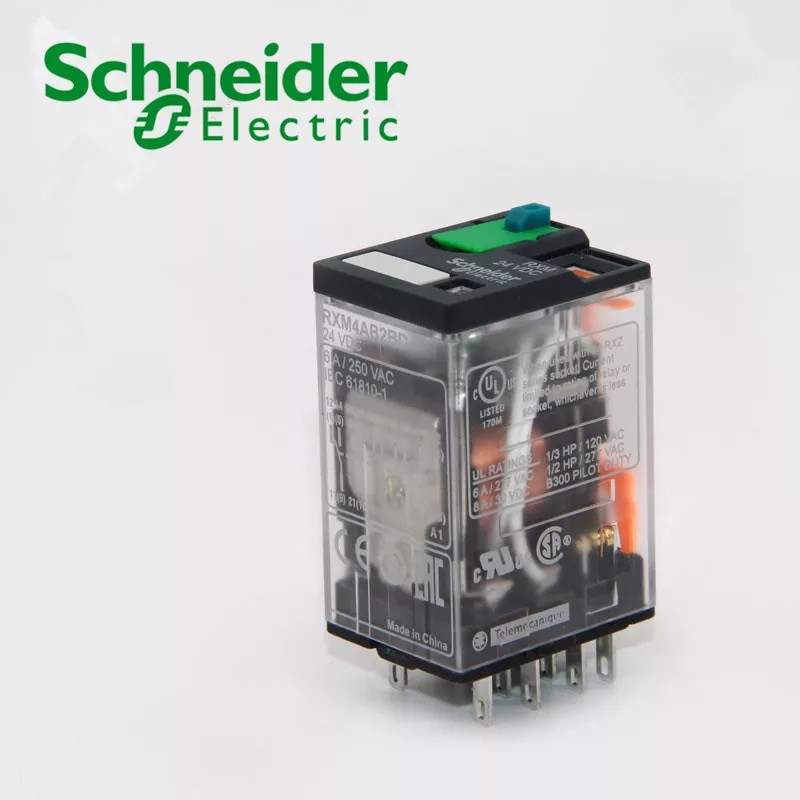 施耐德小型继电器四开四闭