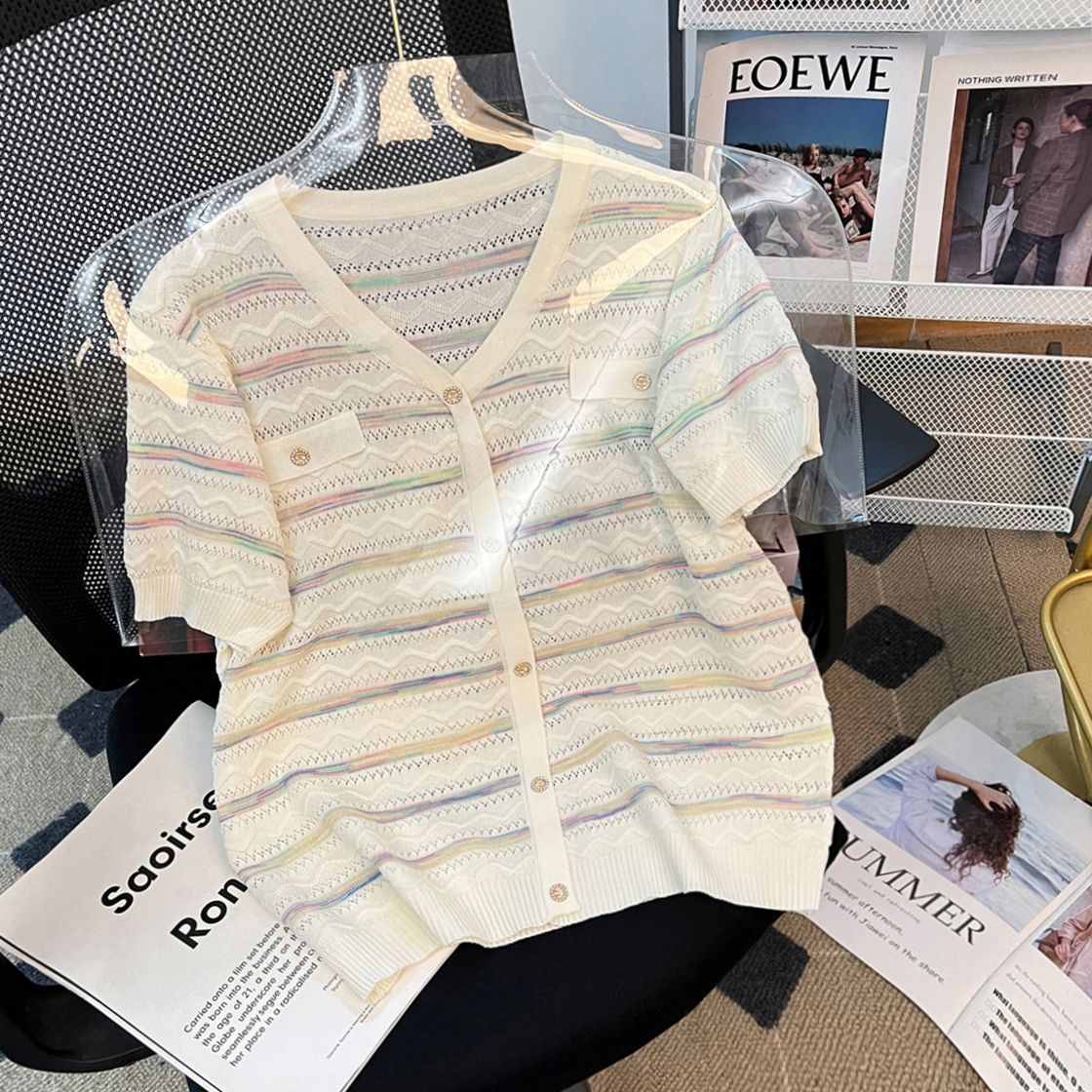 2025新款夏季渐变色法式小香风条纹冰丝针织衫女士V领短袖薄款t恤