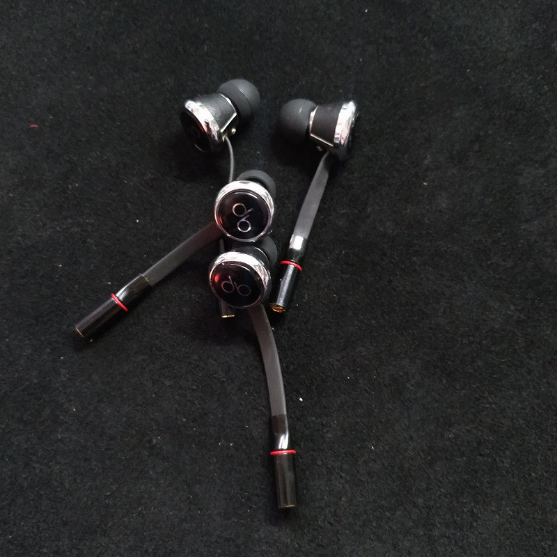 原装直播魔音isport重低音故障售麦克风塞老丰达白点单元耳机喇叭