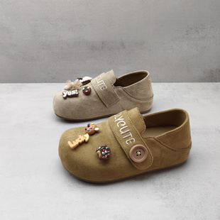 2026春款复古风绒面勃肯鞋女一脚蹬圆头内增高休闲单鞋卡通装饰扣