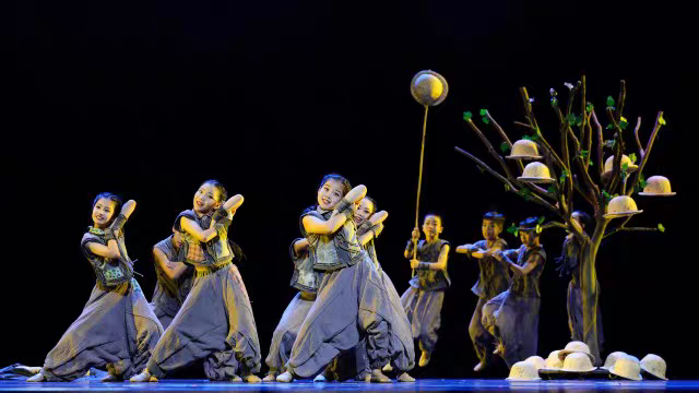 儿童舞蹈演出服小荷风采我爱我的家乡表演服装少儿民族风舞台服饰