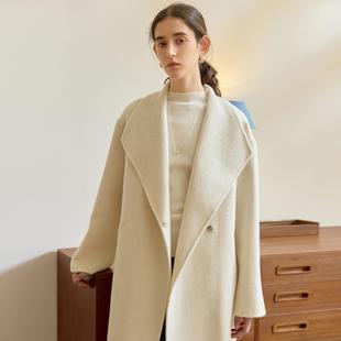白色毛呢大衣女中长款秋冬新款系带气质双面呢羊毛外套大翻领