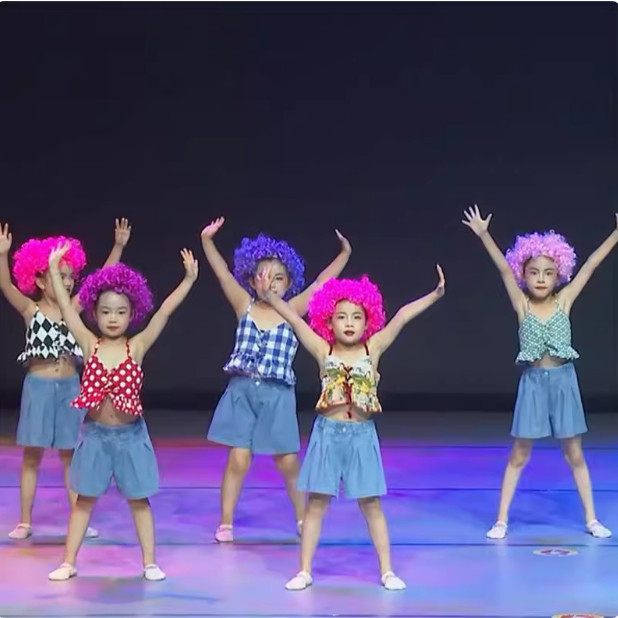 六一幼儿园舞蹈可爱恰恰恰演出服表演服儿童啦啦队表演服