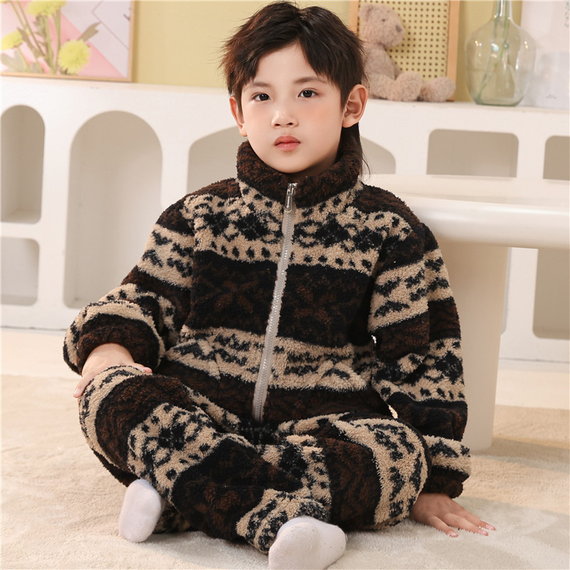 秋冬男孩保暖毛毛外套秋冬费尔岛冬季外套女童珊瑚绒加外出家居服