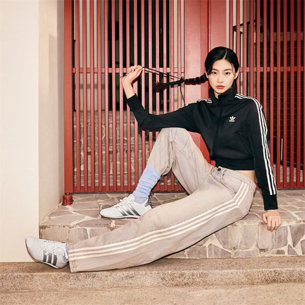 Adidas 三叶草 Taekwondo Jennie 宋雨琦同款拳击薄底鞋 JS1192