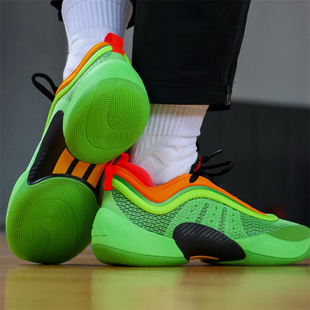 Adidas/阿迪达斯 D.O.N. Lssue 6 米切尔6 低帮 篮球鞋 IG9089