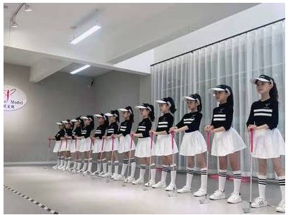 少儿模特形体t台走秀时尚演出服