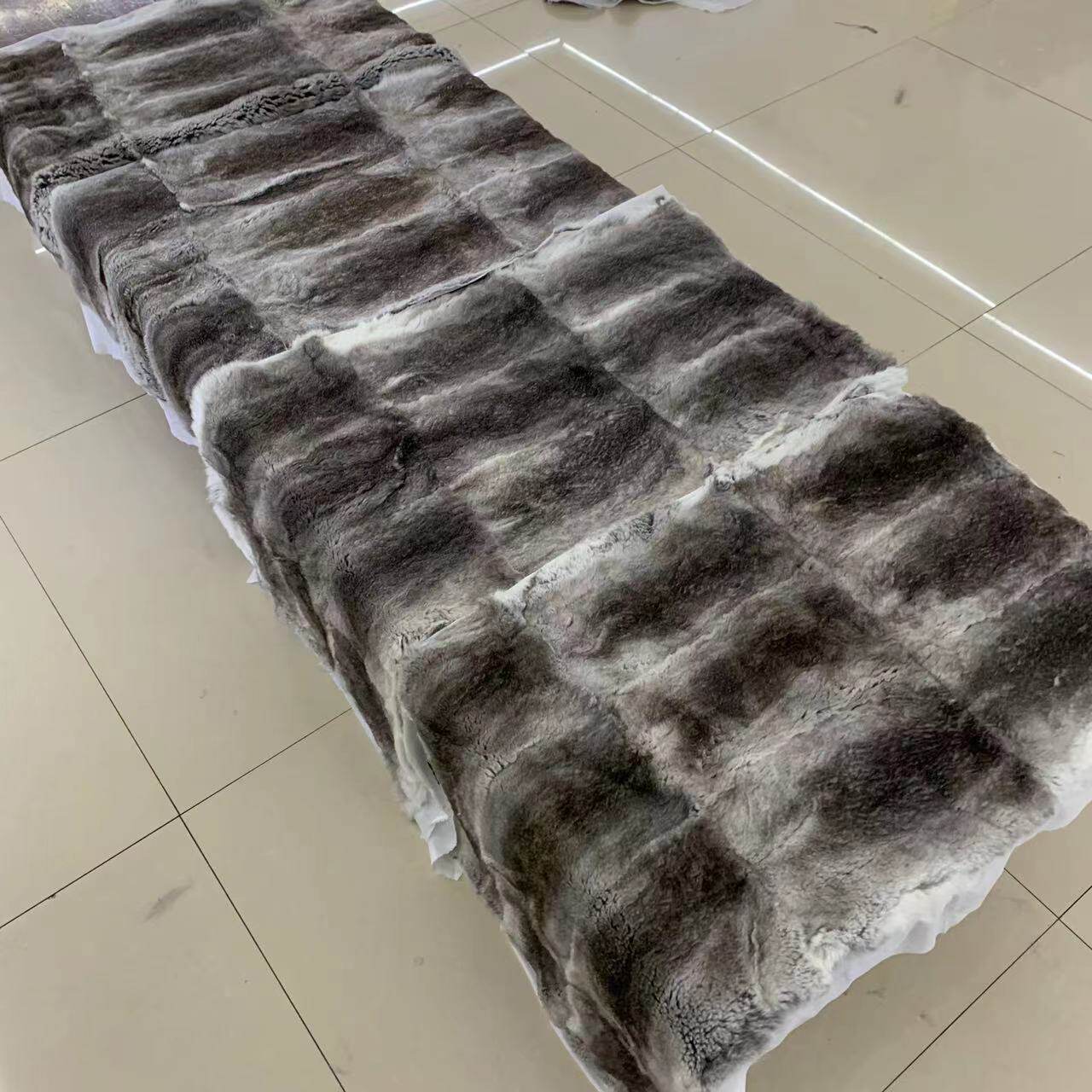天然本色龙猫色真毛毯子獭兔毛毛毯沙发坐垫衣服面料飘窗垫床边毯