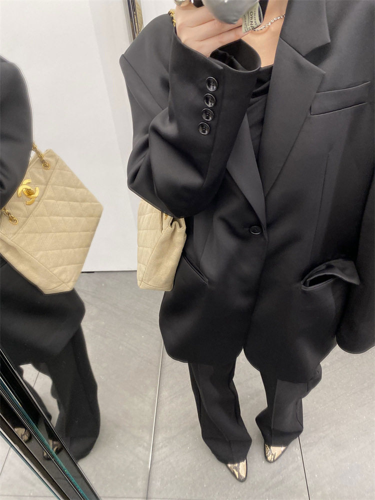 哑光缎面黑色休闲西装外套女